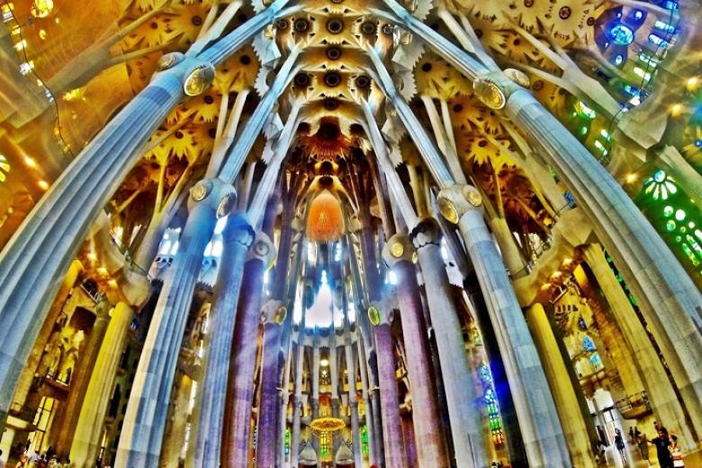 Nhà thờ Sagrada Familia