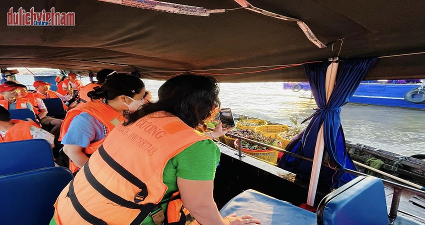 Chợ nổi Cái Răng