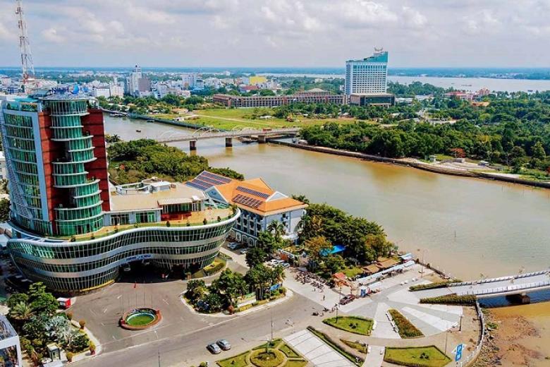 Cầu đi bộ bông sen