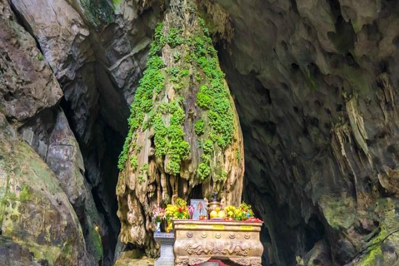 Động Hương Tích
