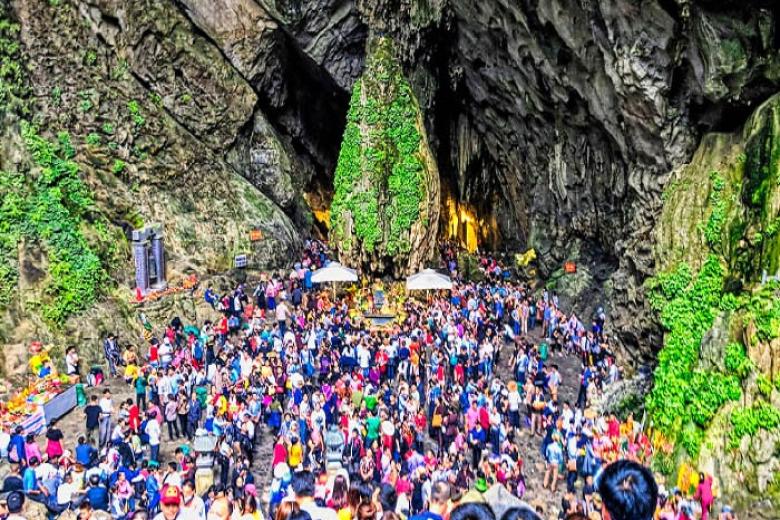 Động Hương Tích