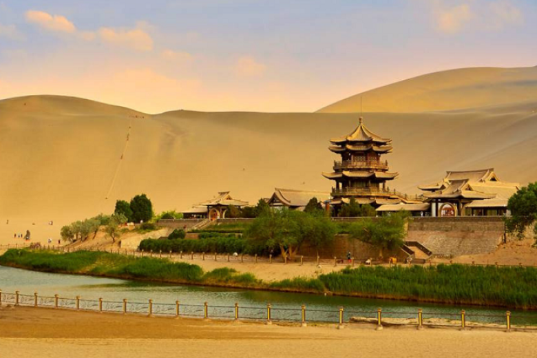 Nguyệt Nha Tuyền - Minh Sa Sơn