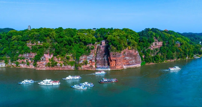 Lạc Sơn Đại Phật
