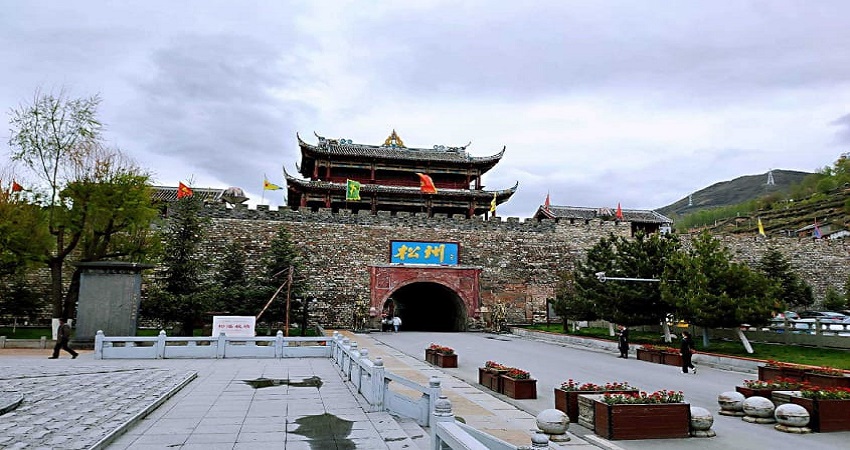Thành cổ Tùng Phan