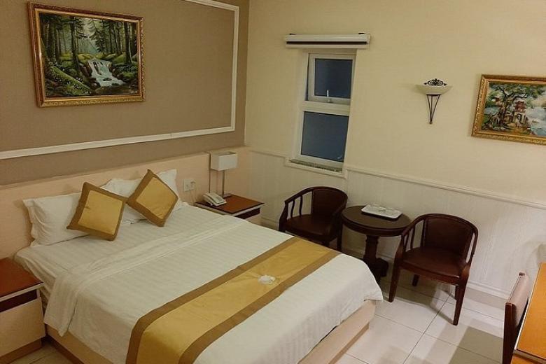 Khách sạn Hoàng Minh Châu