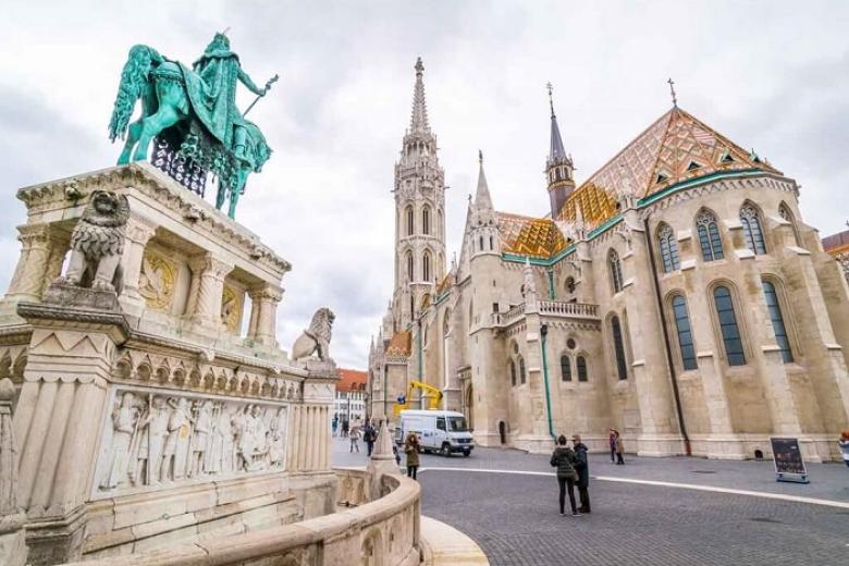 Nhà thờ Đức Mẹ – Matthias Church