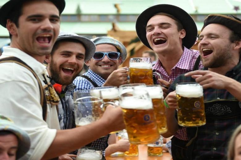 Oktoberfest -  lễ hội bia lớn nhất thế giới