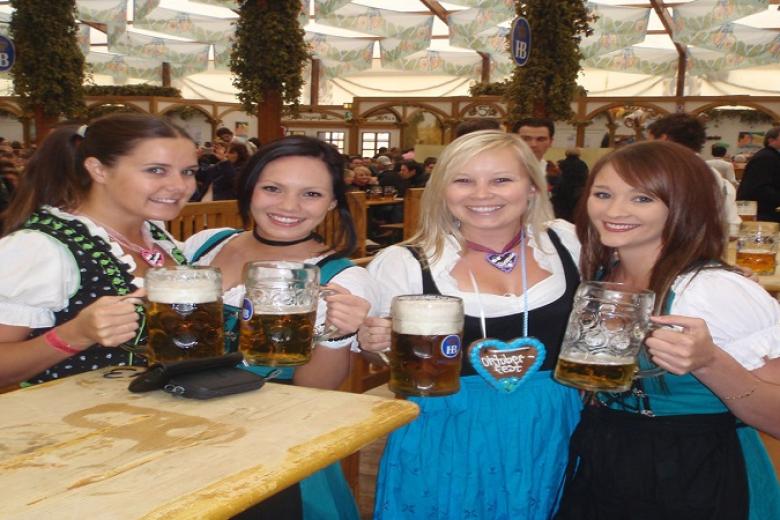 Oktoberfest -  lễ hội bia lớn nhất thế giới