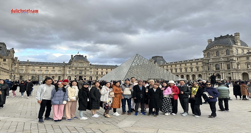 Bảo Tàng Louvre