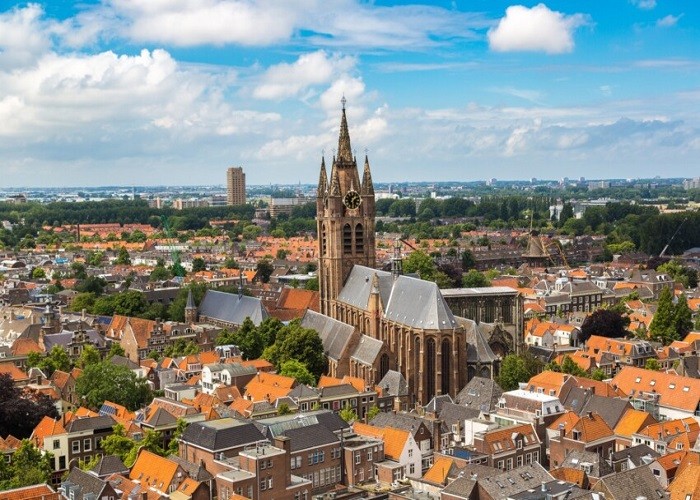 delft