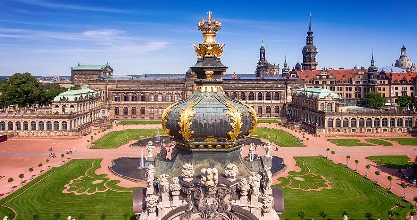 Cung điện Zwinger