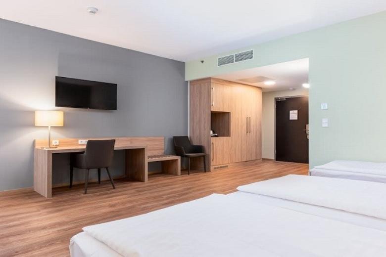 Akeah Verdi Budapest