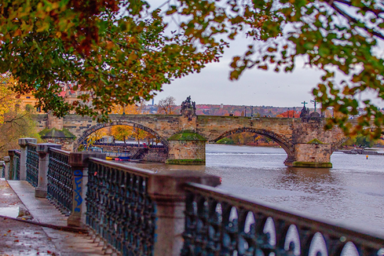 Cầu Charles đẹp thơ mộng