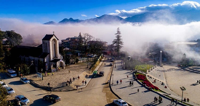 Nhà Thờ Đá Sapa