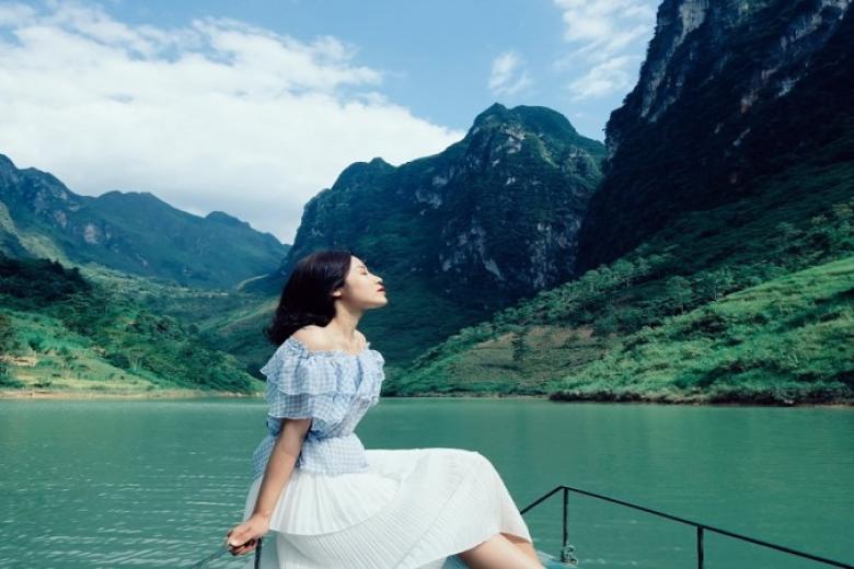 Du thuyền trên sông Nho Quế