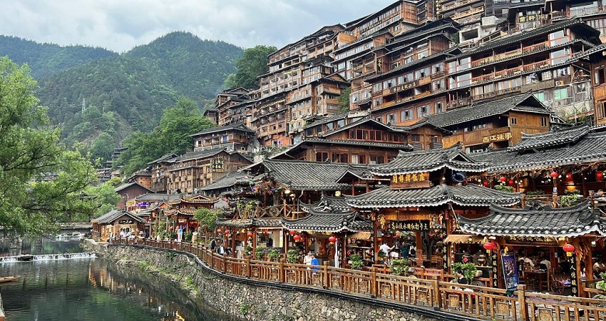 Làng Miêu Tích Thủy