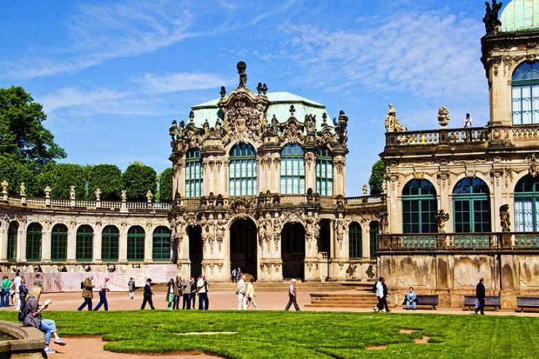 Cung điện Zwinger