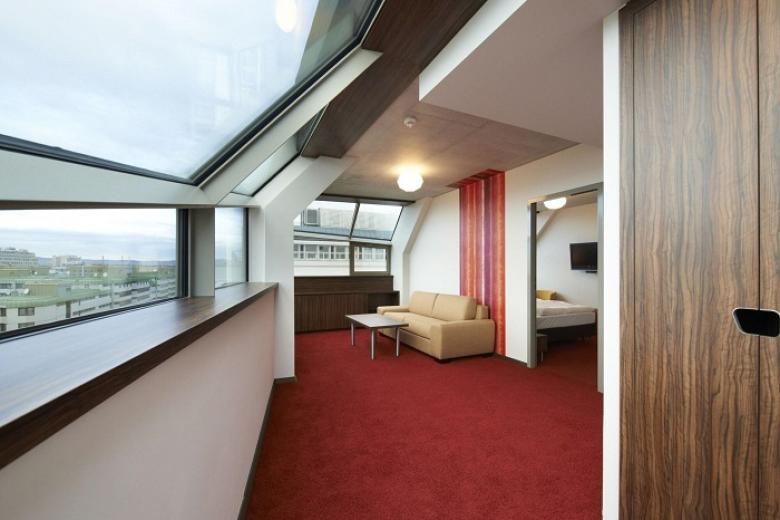 Simm’s Hotel