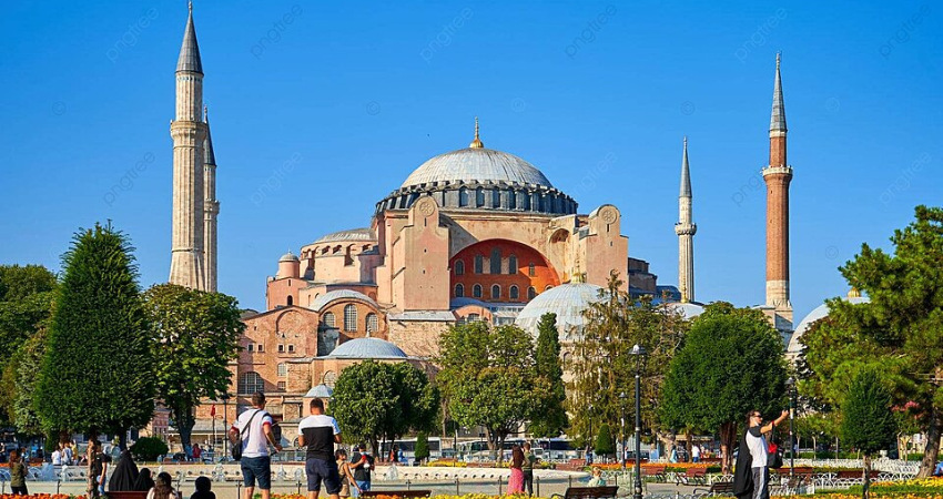 Quảng trường Sultanahmet