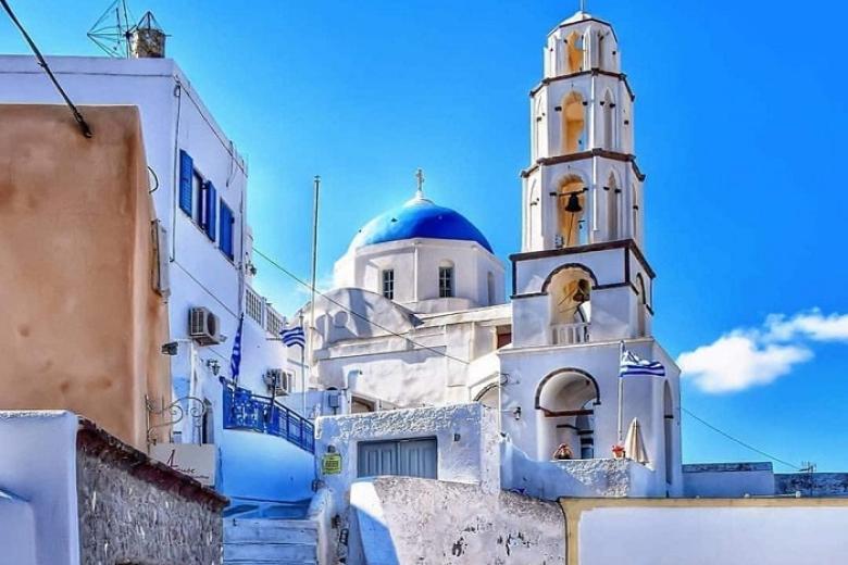 Ngôi làng Pyrgos