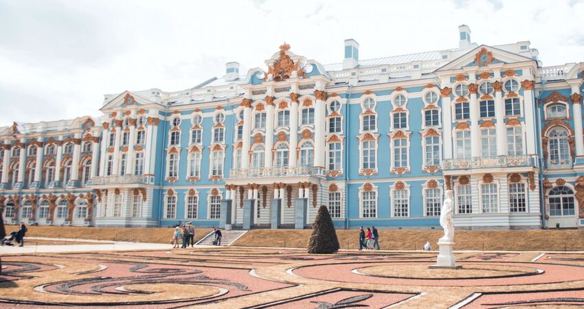 Quần thể cung điện Tsarskoye Selo choáng ngợp du khách