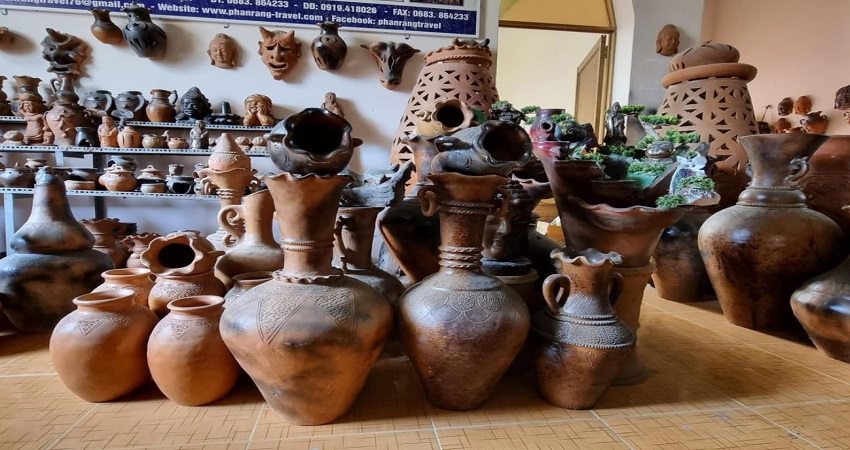 Làng Gốm Bầu Trúc