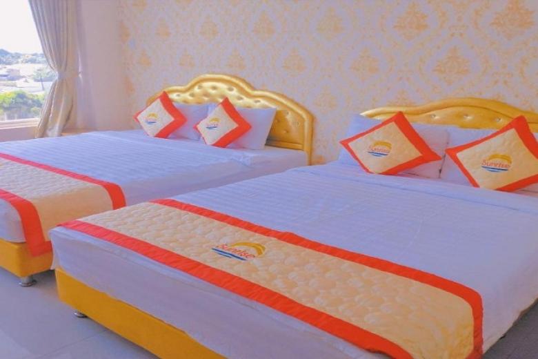 Sunrise Hotel