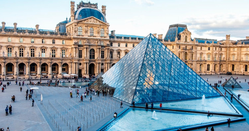 Bảo tàng Louvre 