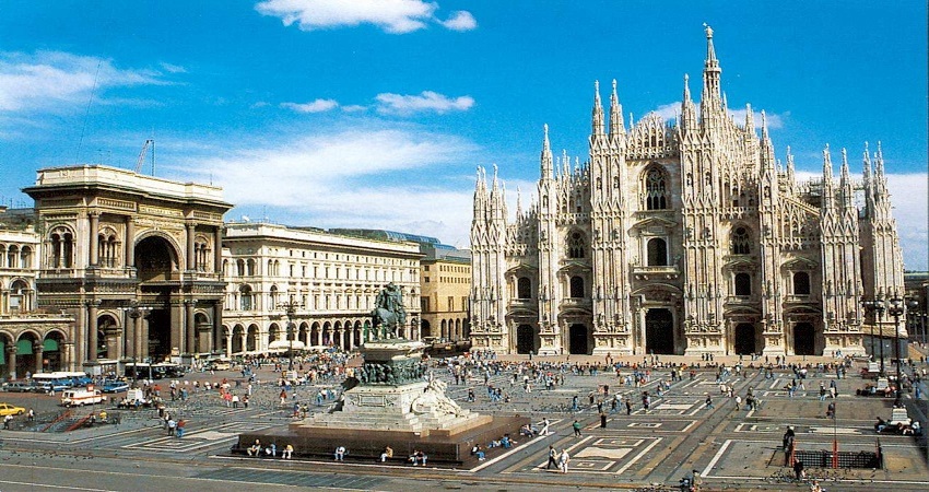 Quảng trường Duomo Milan