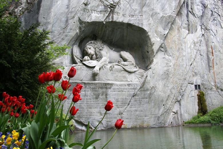 Lion Monument