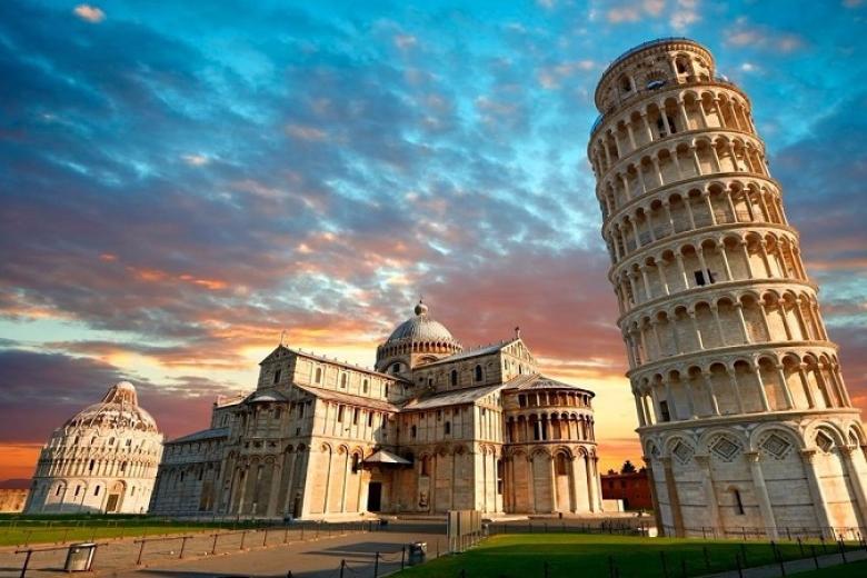 Tháp nghiêng Pisa