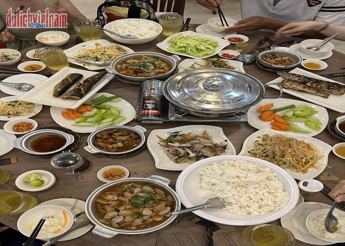 Nhà hàng
