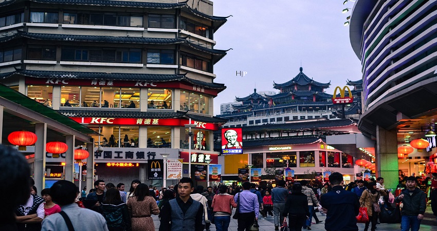 Phố đi bộ Đông Môn