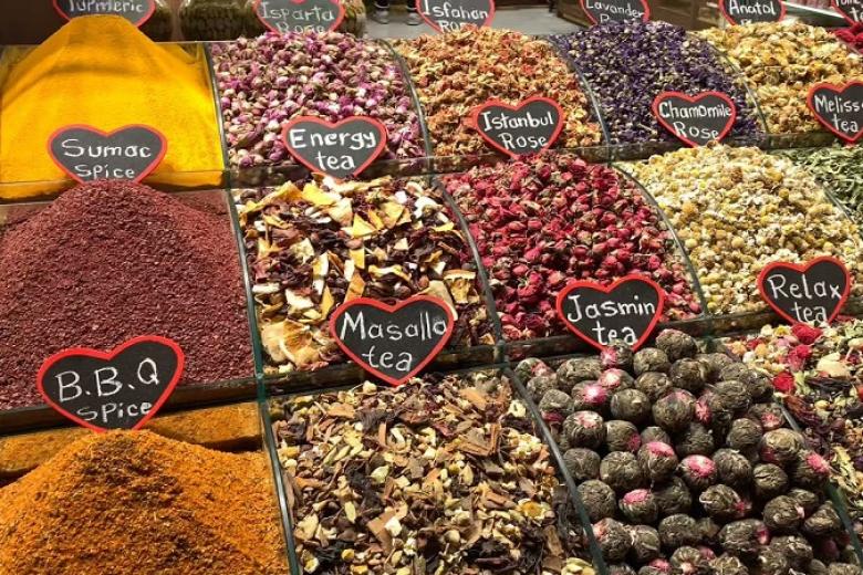 Chợ Gia Vị (Spice Souk)