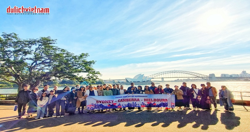 Du khách trải nghiệm Tour du lịch Úc cùng Du lịch Việt Nam