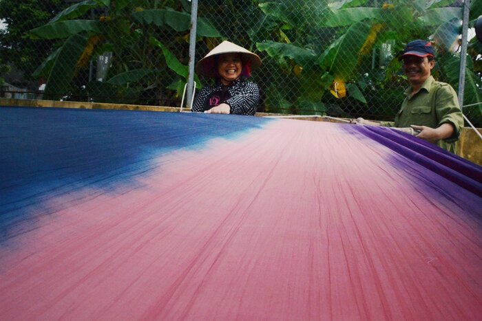 Tour du lịch Hà Nam - Làng nghề dệt lụa Nha Xá