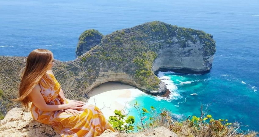 Kelingking Beach