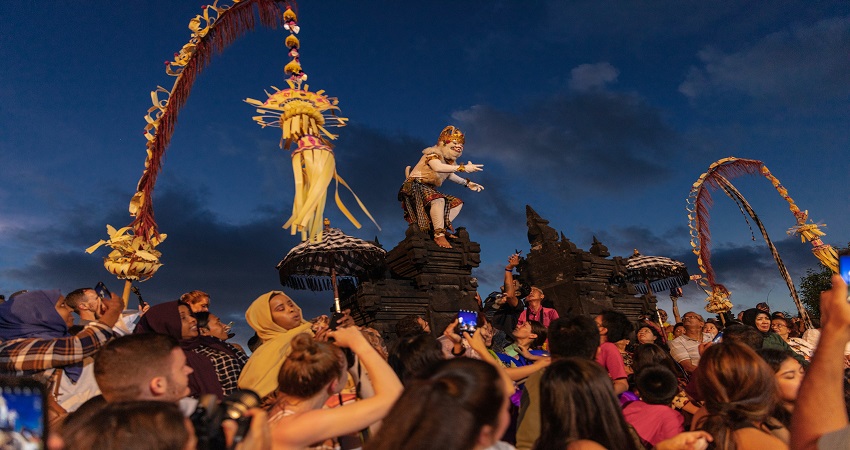 Show múa lửa Kecak