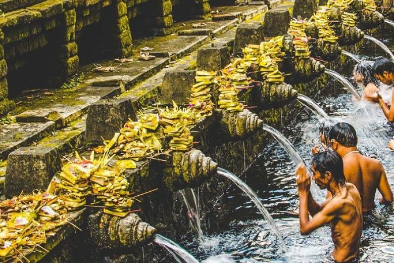 Đền Tirta Empul
