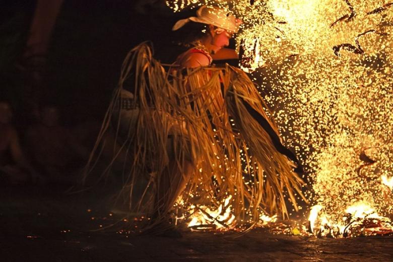 Show múa lửa Kecak