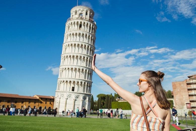 Tháp Nghiêng Pisa