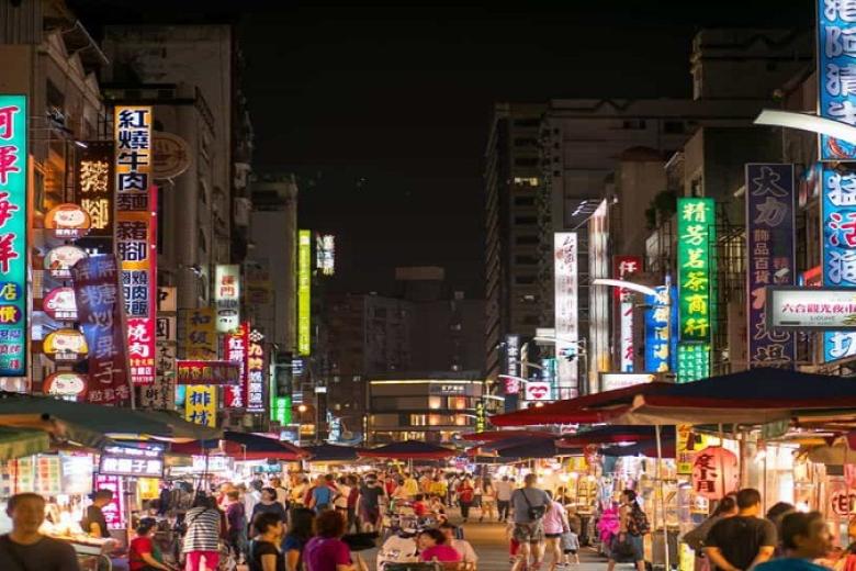 Chợ đêm Lục Hợp