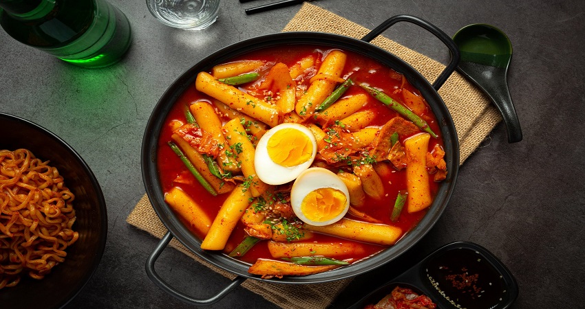  Tteokbokki - Bánh gạo cay