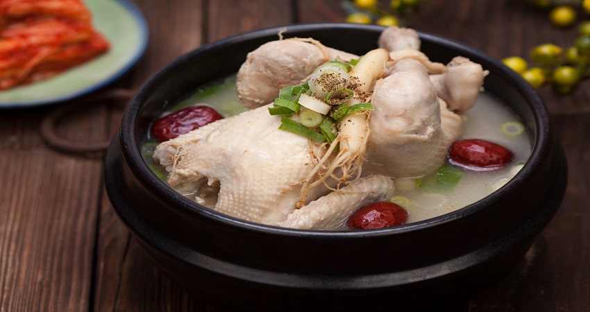 Gà tần sâm (Samgyetang)