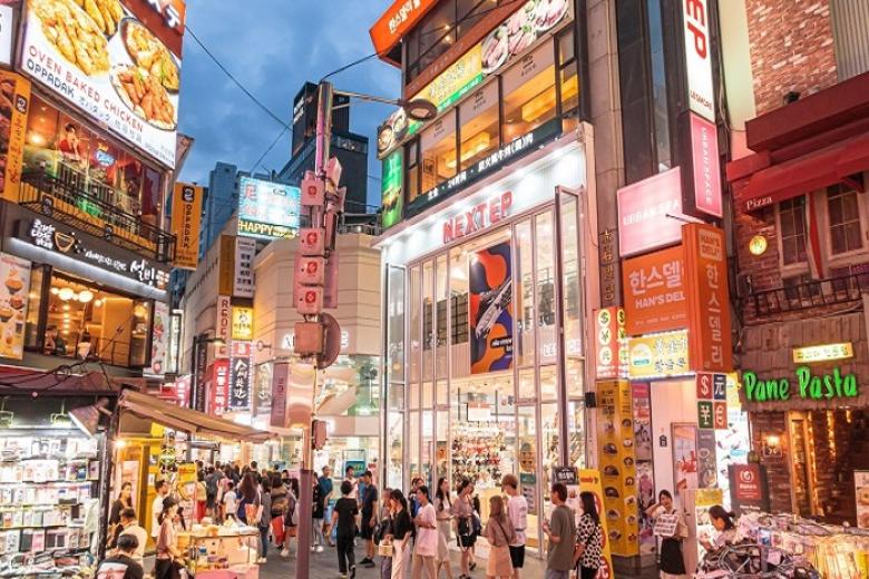 Khu phố Myeongdong