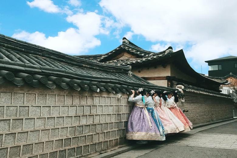 Tham quan làng cổ Hanok Bukchon