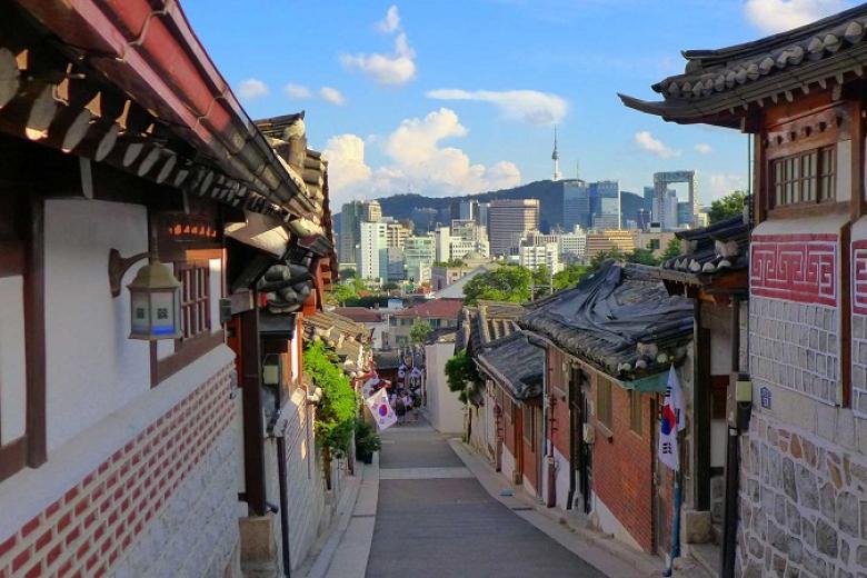 Tham quan làng cổ Hanok Bukchon
