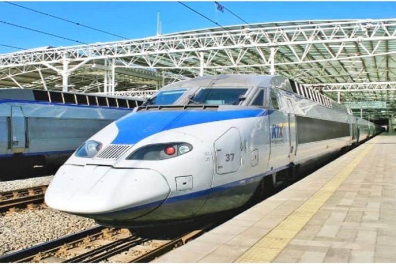 Trải nghiệm đi tàu cao tốc KTX