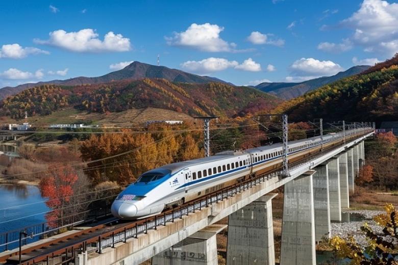 Trải nghiệm đi tàu cao tốc KTX