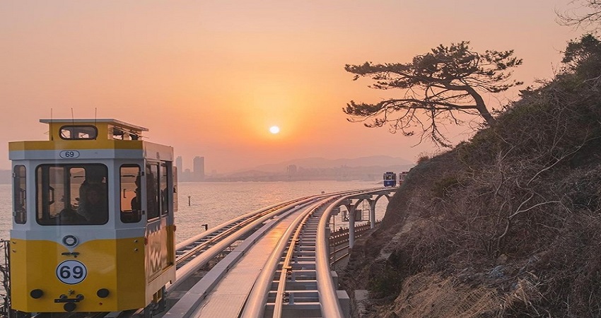Tàu điện ven biển Haeundae Blueline